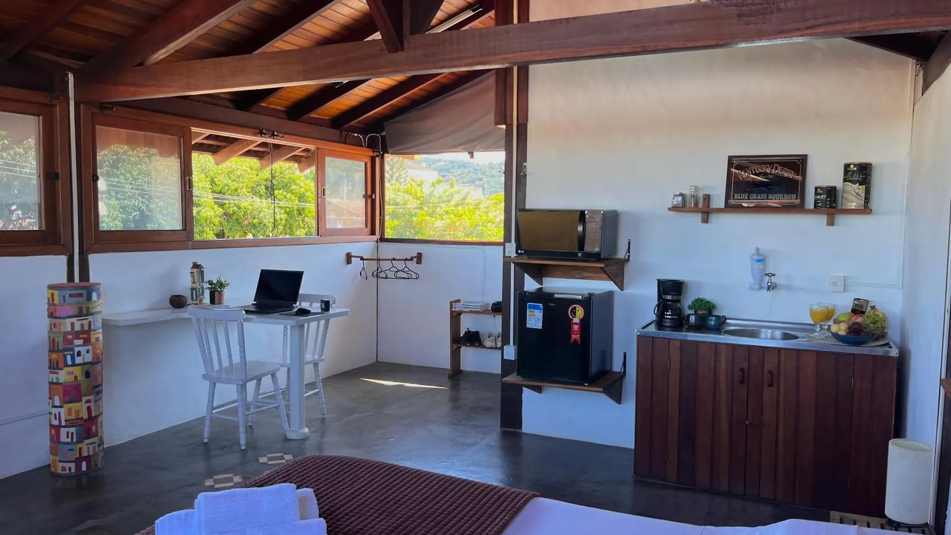 Espaco Com Studios Rusticos Na Lagoa Da Conceicao, Ar Condicionado E Wifi Florianópolis 0*,  Brasile